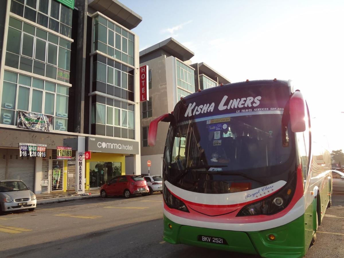 Comma Hotel Bandar Saujana Putra Exterior foto